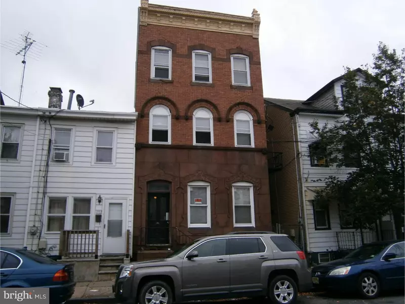 1224 CHESTNUT AVE, Trenton, NJ 08611