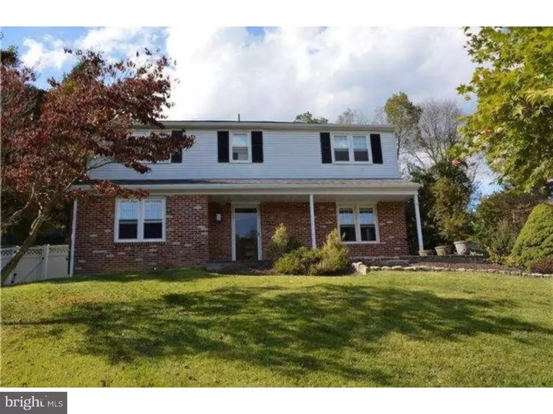 7 DARLENE CIR, Broomall, PA 19008