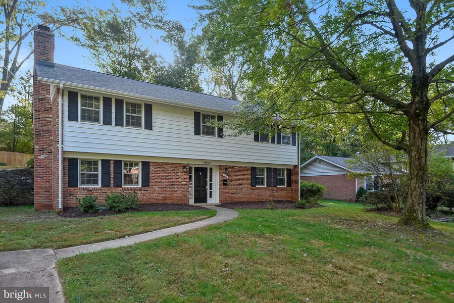 11609 STONEWOOD LN, Rockville, MD 20852