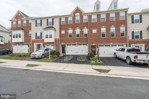 25864 CLAIRMONT MANOR SQ, Aldie, VA 20105