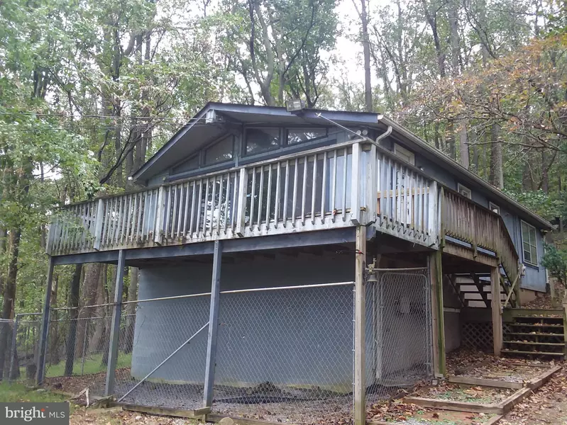 790 WILDERNESS RD, Linden, VA 22642