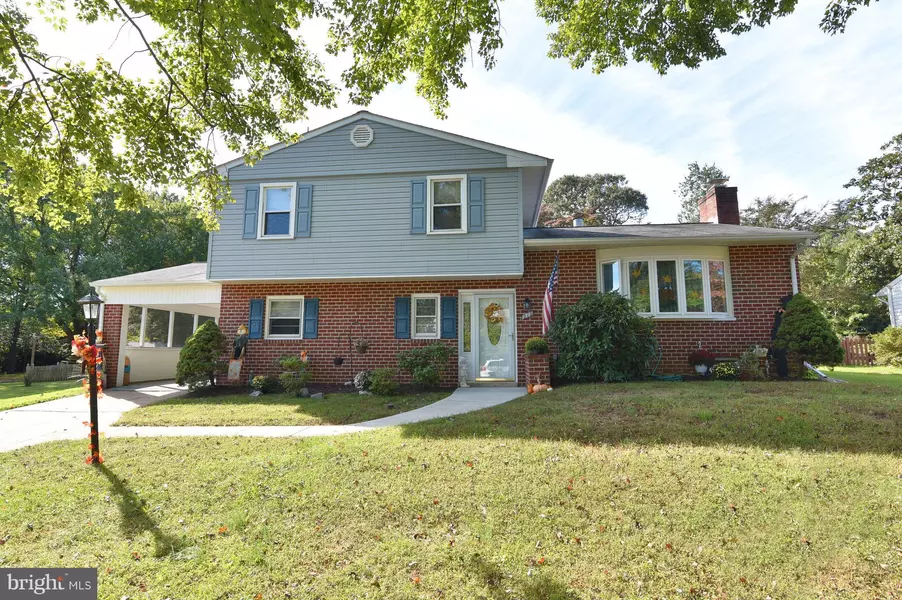 212 KENNEDY DR, Severna Park, MD 21146