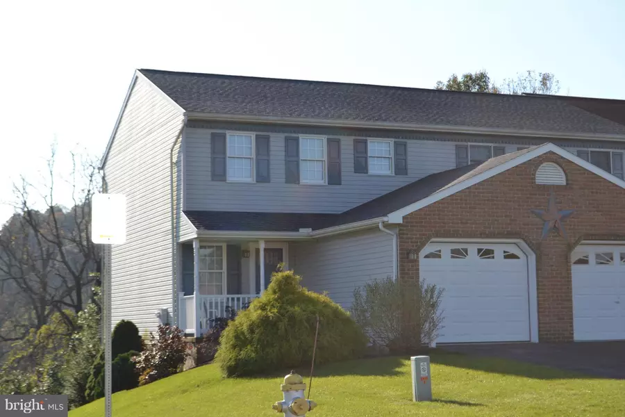 347 CINDY DR, Jonestown, PA 17038