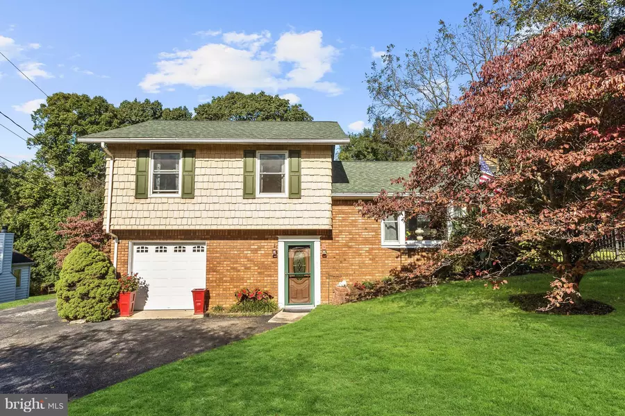 114 ROLLINGBROOK WAY, Catonsville, MD 21228