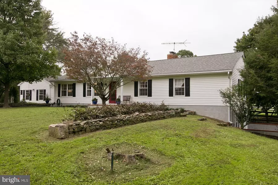 2360 HUNTING RIDGE RD, Winchester, VA 22603