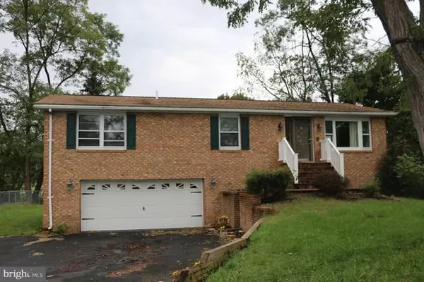 791 REDWOOD DR, Waynesboro, PA 17268