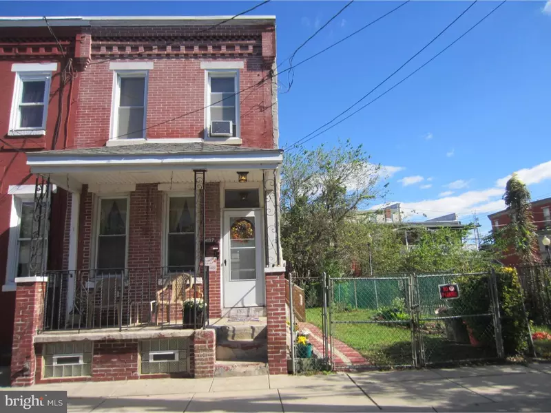 467-469 TRENTON AVE, Camden, NJ 08103