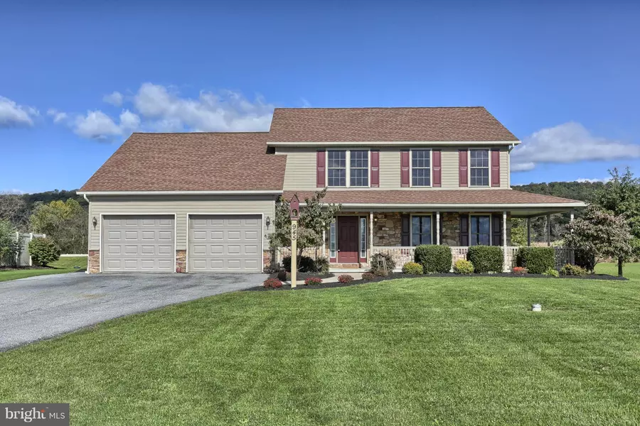 945 MOUNTAIN DR, Fredericksburg, PA 17026