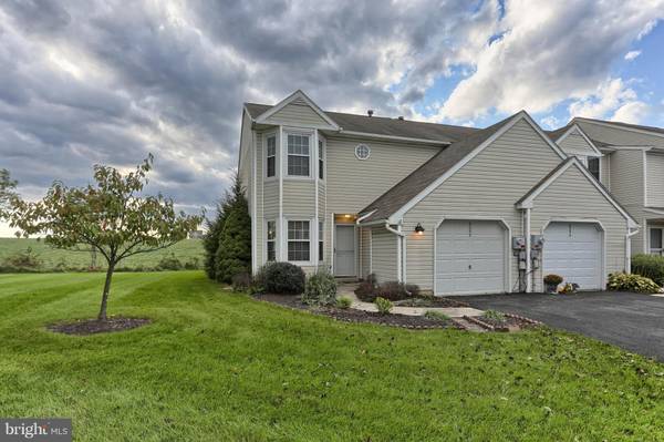 6292 SPRING KNOLL DR, Harrisburg, PA 17111