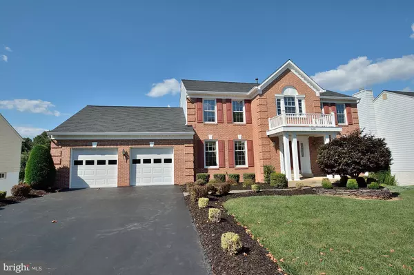 6032 WOODLAKE LN, Alexandria, VA 22315