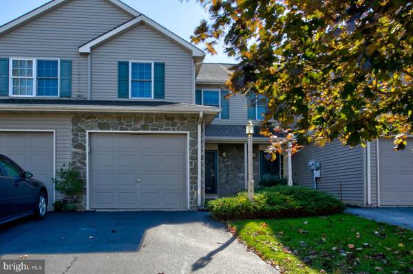 56 PEBBLE CREEK DR, Lititz, PA 17543