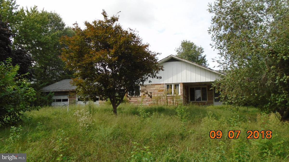 Berrysburg, PA 17005,257 N 1ST ST