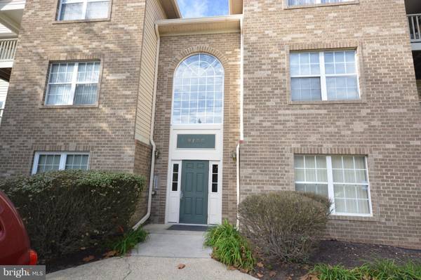 9700 LAKE POINTE CT #304, Upper Marlboro, MD 20774