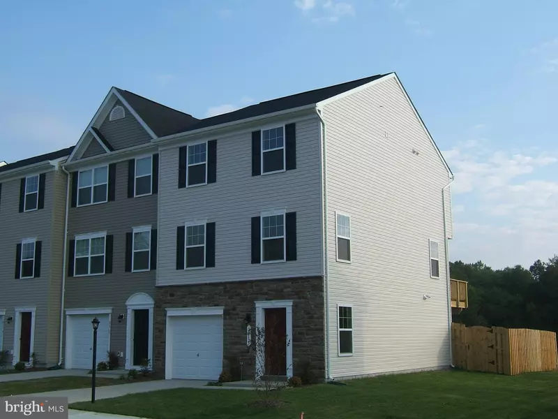 2300 DRAKE LN, Fredericksburg, VA 22408