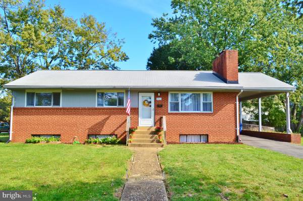 3903 MELVERN PL, Alexandria, VA 22312