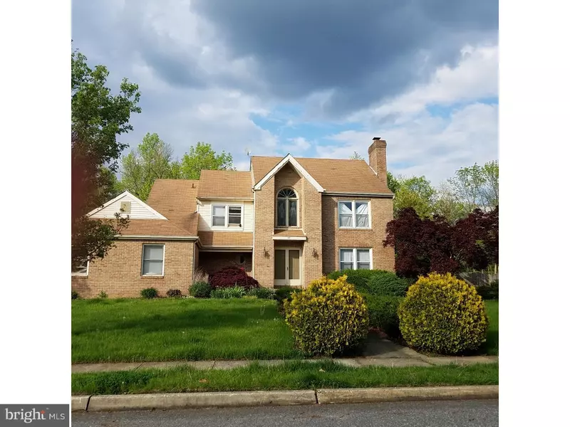 43 HORSESHOE DR, Mount Laurel, NJ 08054