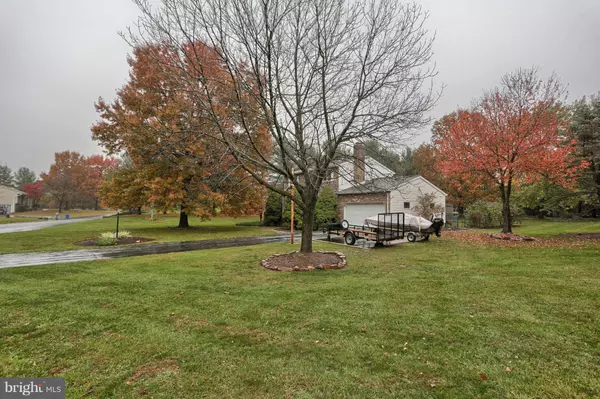 Hummelstown, PA 17036,49 OAKGLADE DR