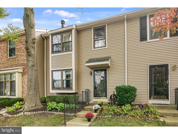 403 KINGS CROFT, Cherry Hill, NJ 08034