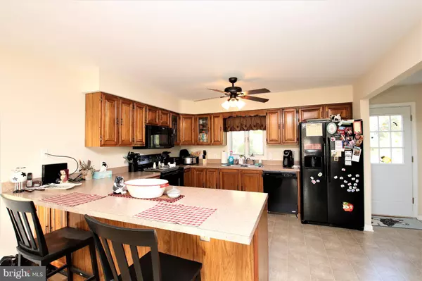 Falling Waters, WV 25419,451 ASHTON DR