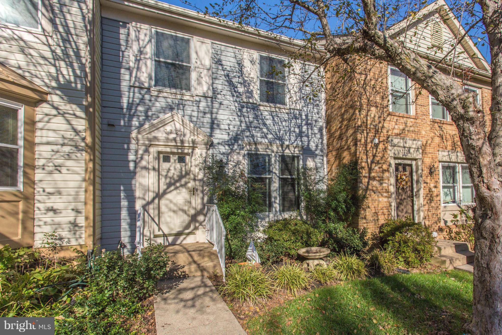 3721 MAZEWOOD LN, Fairfax, VA 22033