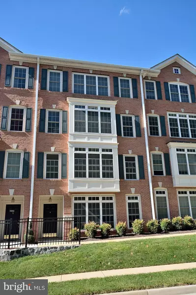 4553 WHITTEMORE PL #1421, Fairfax, VA 22030