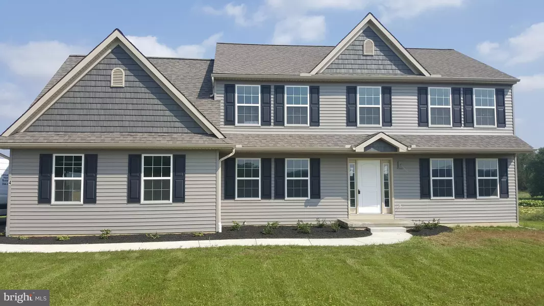 38 OAK BOTTOM RD, Quarryville, PA 17566