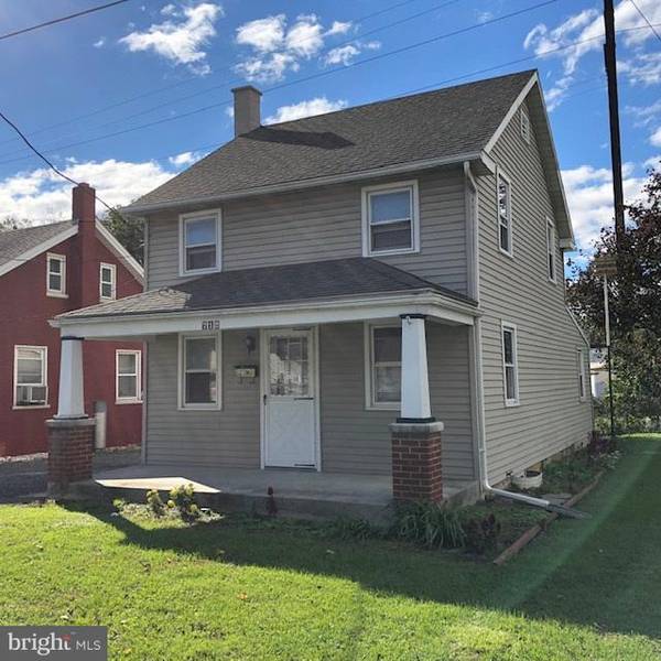 712 SQUARE ST, Mount Joy, PA 17552