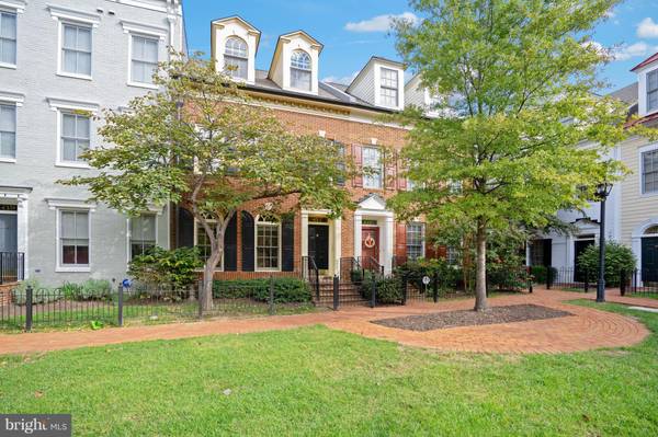 417 COOK ST, Alexandria, VA 22314