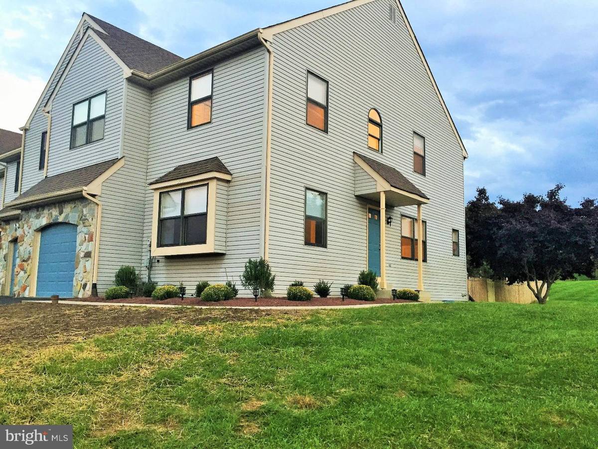 Upper Holland, PA 19053,340 BASSWOOD CIR