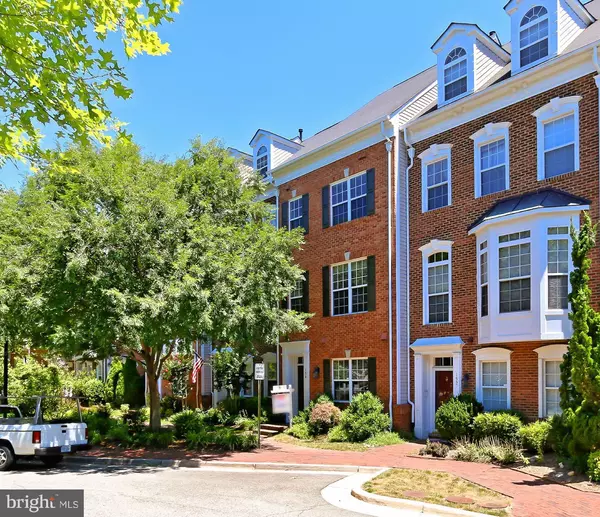 Alexandria, VA 22304,150 MARTIN LN