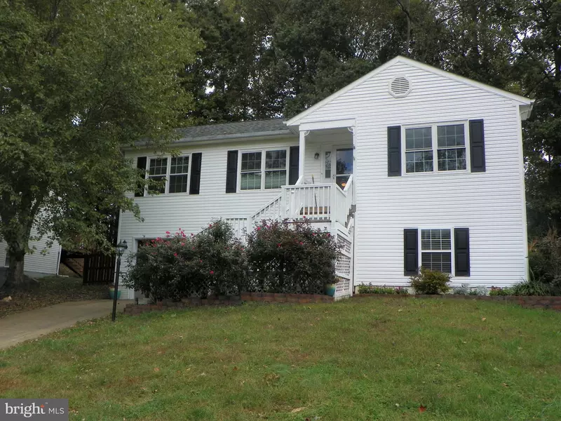 12 GLENDALE DR, Stafford, VA 22556