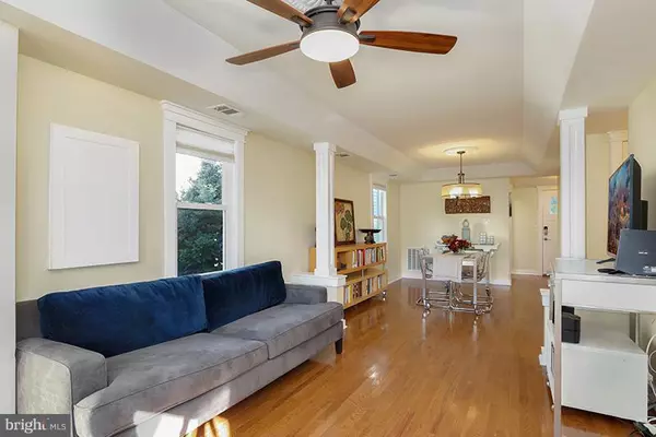 Arlington, VA 22207,4911 22ND RD N