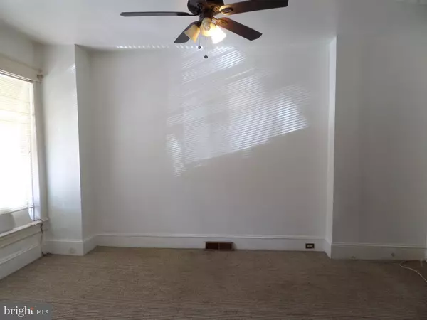 Trenton City, NJ 08618,10 MONTGOMERY PL