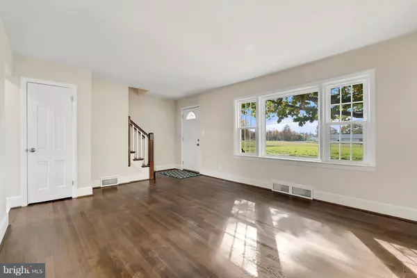 Marshall, VA 20115,4171 FROST ST