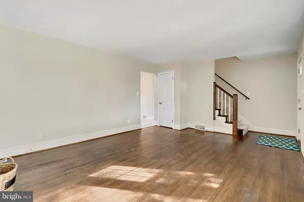 Marshall, VA 20115,4171 FROST ST