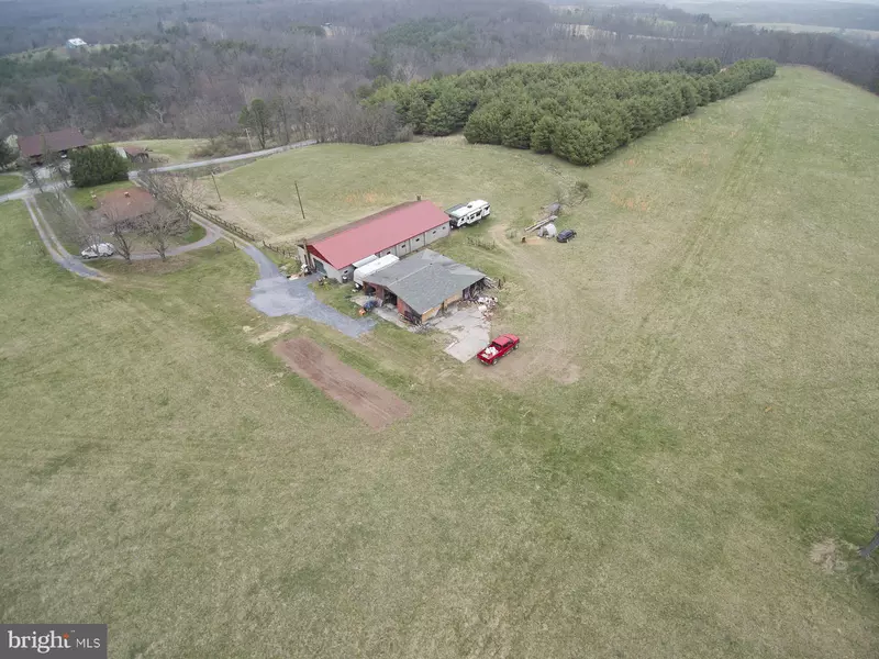 1246 MIDDLE FORK RD, Cross Junction, VA 22625