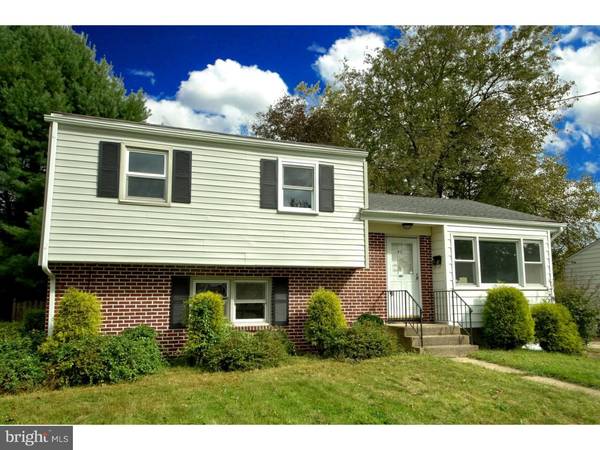 42 DIXMONT AVE, Ewing, NJ 08618