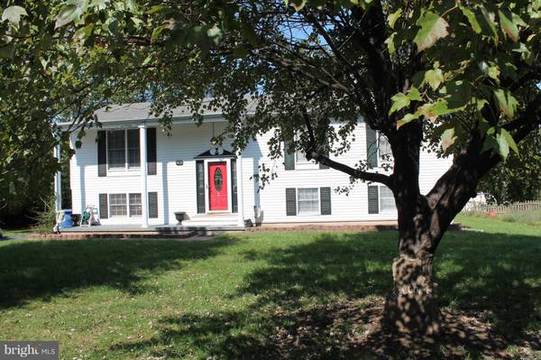 1412 LINDEN ST, Front Royal, VA 22630