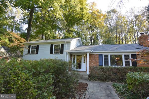 8905 BURKE RD, Burke, VA 22015