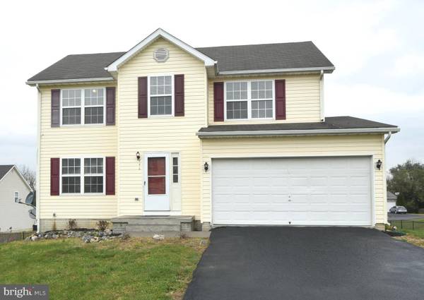 272 THAYERS GULL DR, Martinsburg, WV 25405