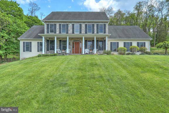 425 W WINDING HILL RD, Mechanicsburg, PA 17055