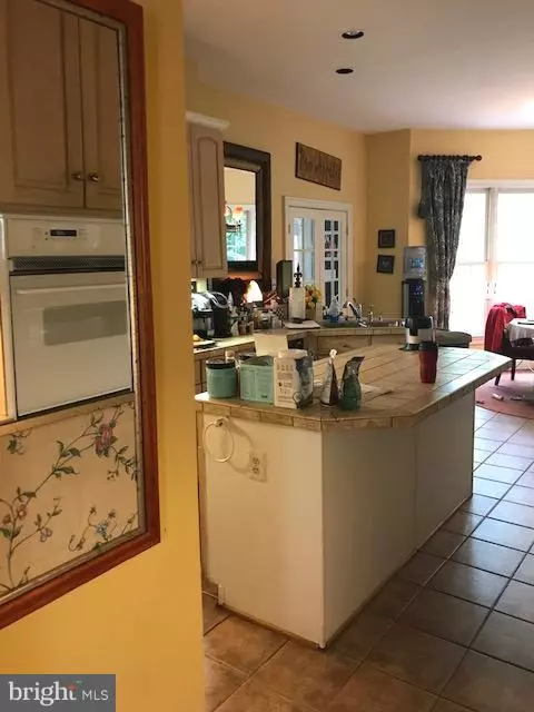 Potomac, MD 20854,35 SANDALFOOT CT