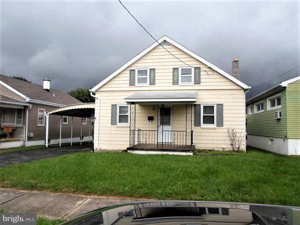 411 DELONE AVE, Mcsherrystown, PA 17344