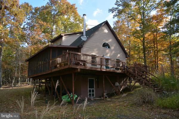 271 WHITE OAK TRL, Bloomery, WV 26817