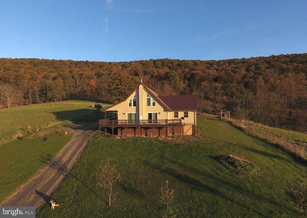 2890 KESNER MT RD, Upper Tract, WV 26866