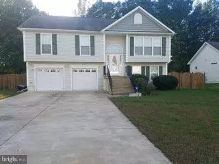 227 DOGWOOD AVE, Colonial Beach, VA 22443