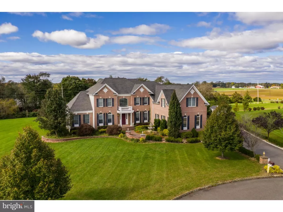 Cream Ridge, NJ 08514,5 GREENS CT