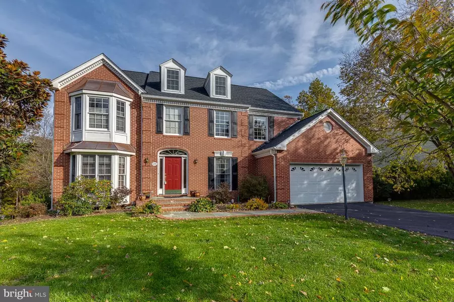 6705 JADE POST LN, Centreville, VA 20121