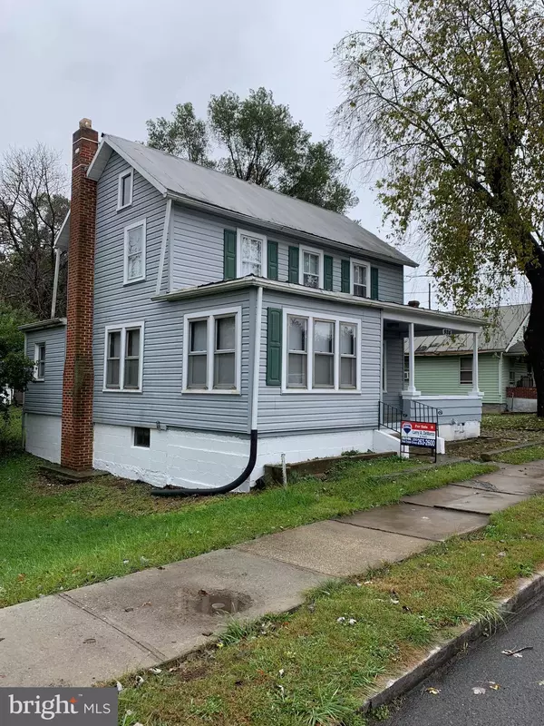 Martinsburg, WV 25401,926 RALEIGH ST