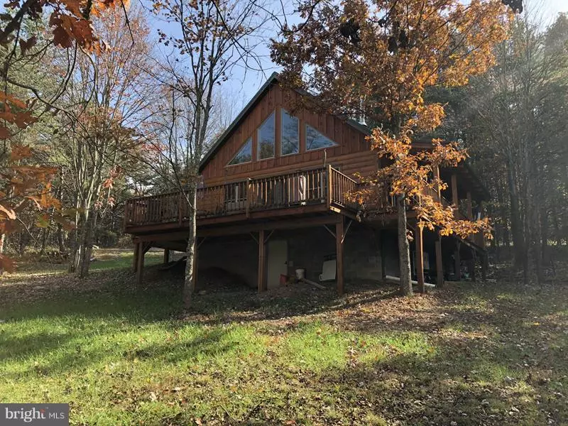 Moorefield, WV 26836,628 BLACK OAK DRIVE